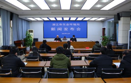 耒陽分局開展“低碳生活、安全出行”主題黨日活動(dòng) 推進(jìn)“利劍”行動(dòng)